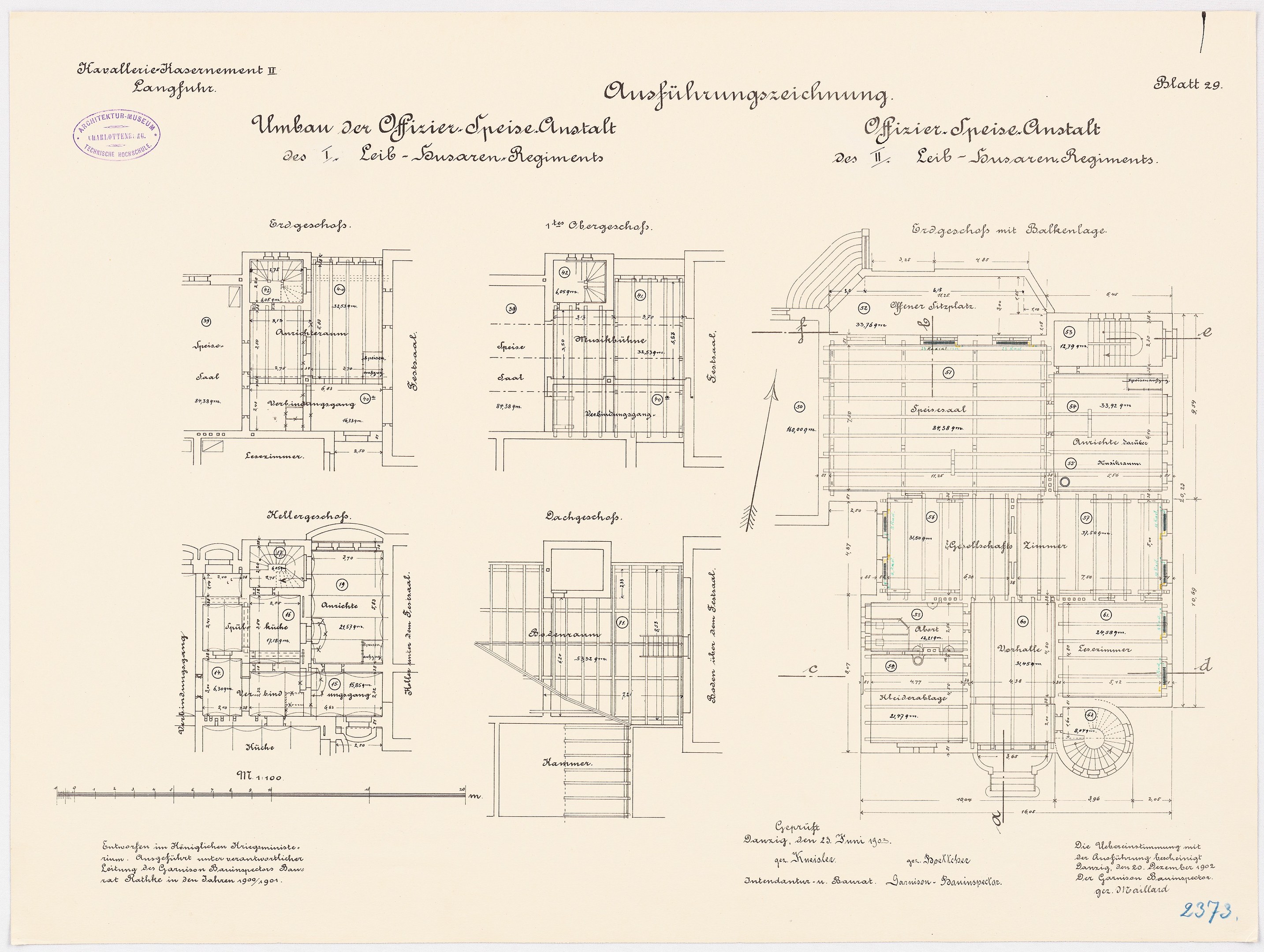 Schwarzer und weißer architektonischer Grundriss des ehemaligen Bundeskanzleramts, zeigt detaillierte Layout- und Annotationspläne.
