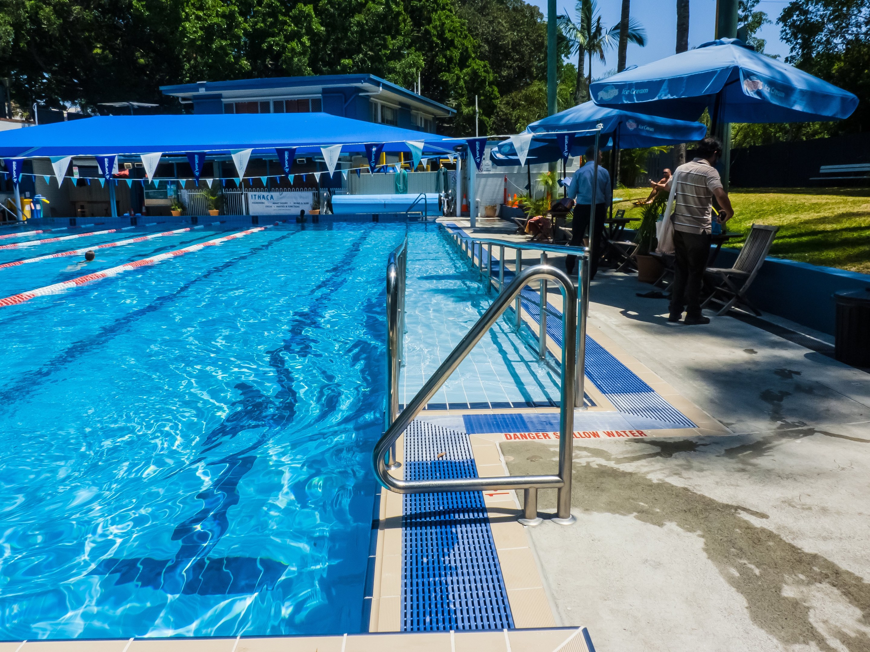 Mit HaiNo durch die Nacht: 24-Stunden-Schwimmen in Meiningen 27. - 28.6.26