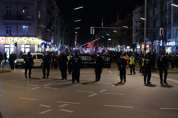 Kriminalit├Ąt trifft Realit├Ąt: Diskussion über 'Tatort Rechtsextremismus'