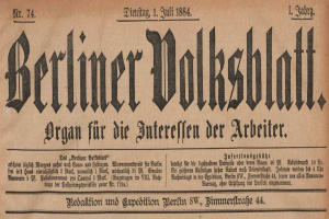 Ein vergilbtes 1884er Exemplar der deutschen Zeitung "Berliner Volksblatt" mit schwarzer Tinte.