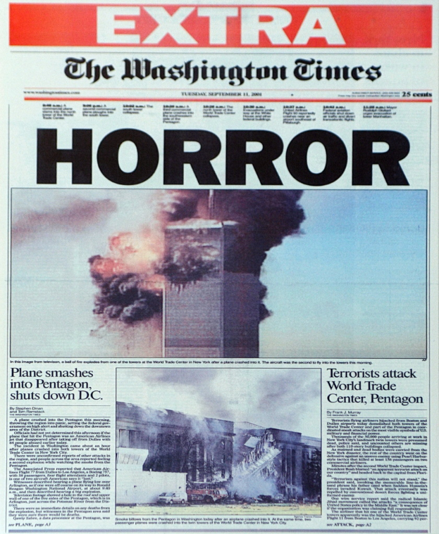 Ein Nachrichtenartikel mit Fotos von Gebäuden, Feuer, Rauch und Himmel sowie begleitendem Text.